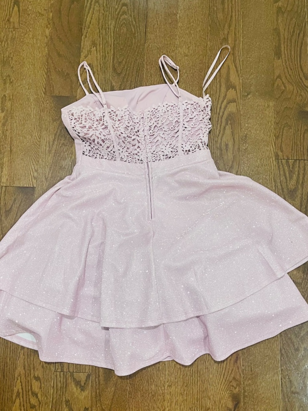 Dress - Picture 3 of 6